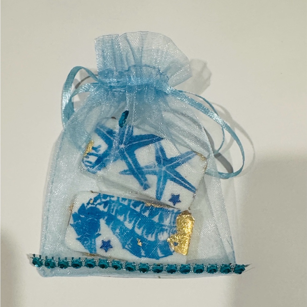 Seahorse & Starfish Domino magnets & gift pouch - Picture 4 of 4